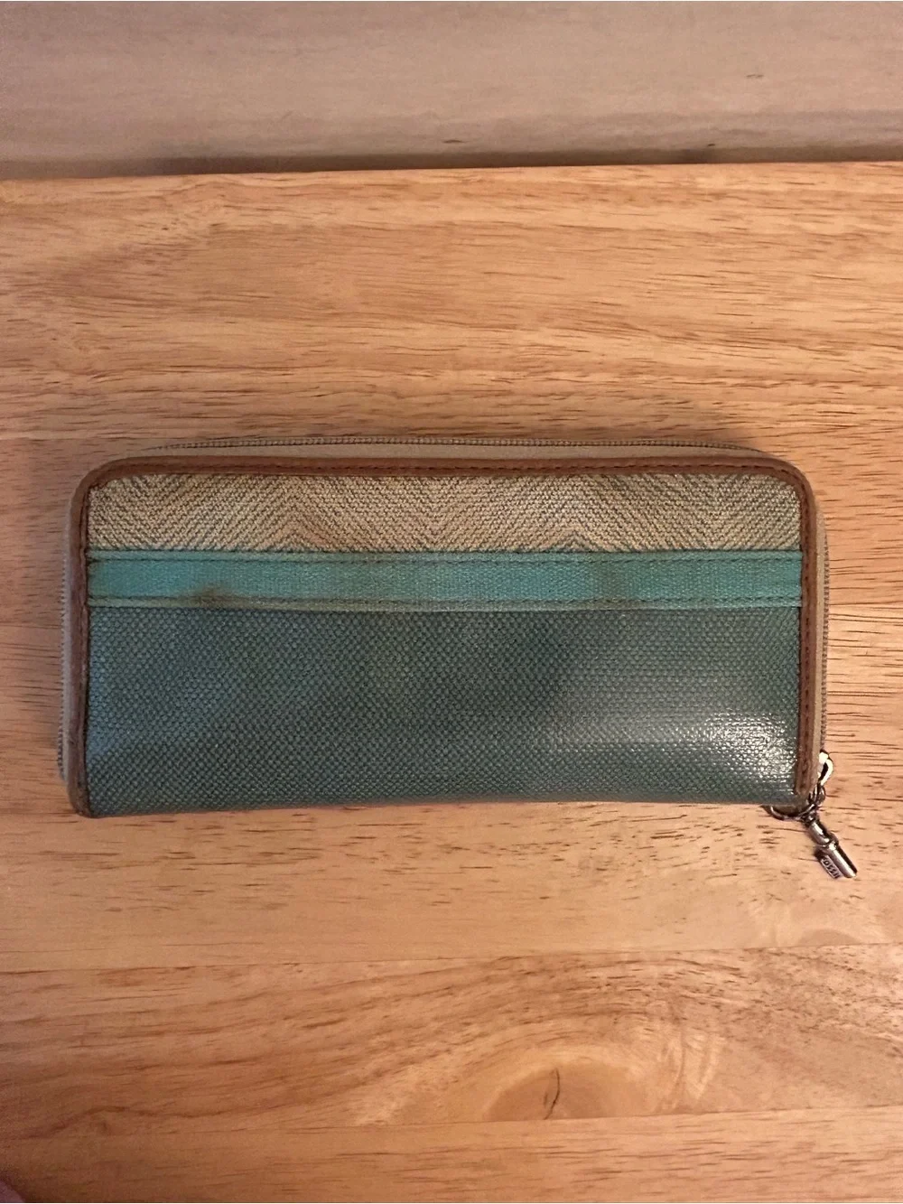 Fossil Teal and Tan Zip Wallet with Herringbone Accent